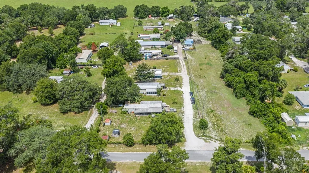 1389 NW 7th Lane Lake Panasoffkee FL 33538