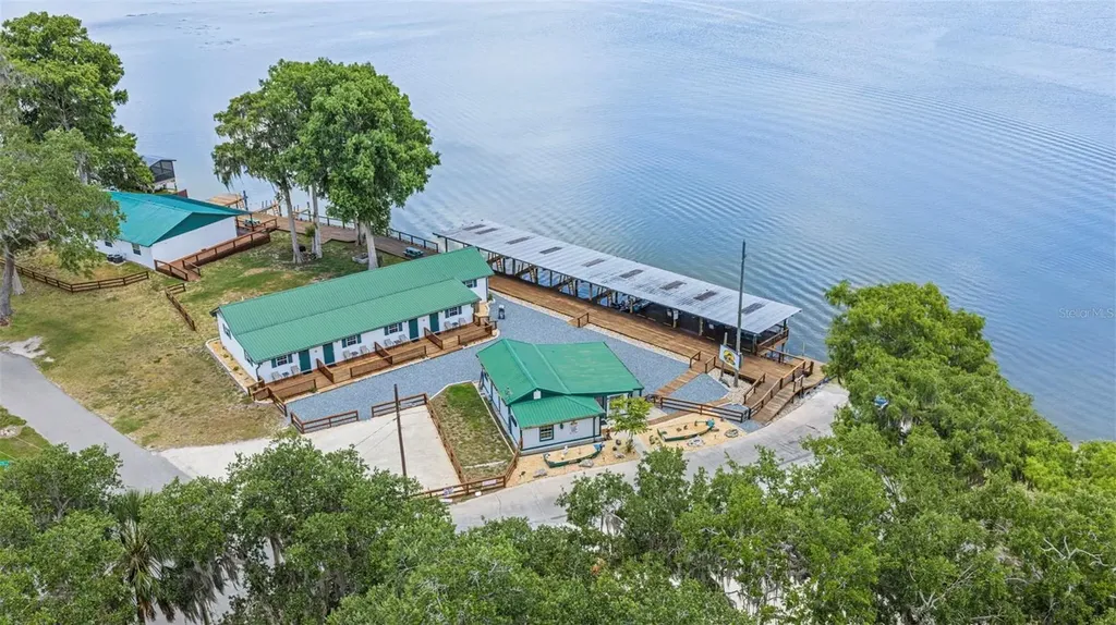 1389 NW 7th Lane Lake Panasoffkee FL 33538