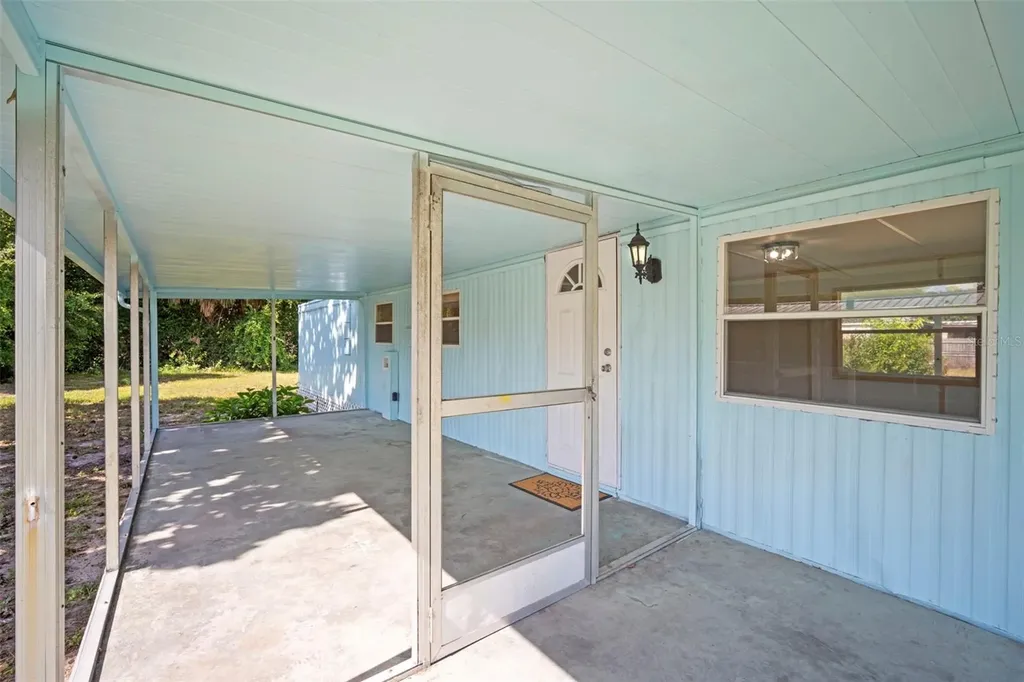 1389 NW 7th Lane Lake Panasoffkee FL 33538