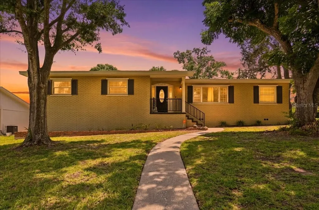 4520 Orangewood Loop E Lakeland FL 33813