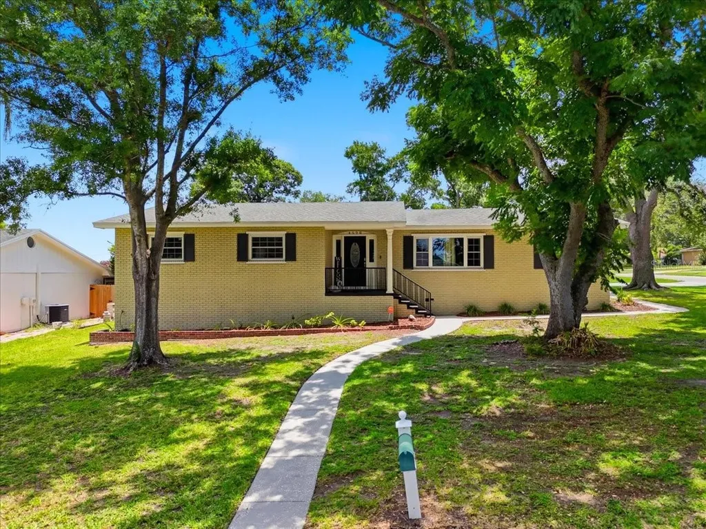 4520 Orangewood Loop E Lakeland FL 33813