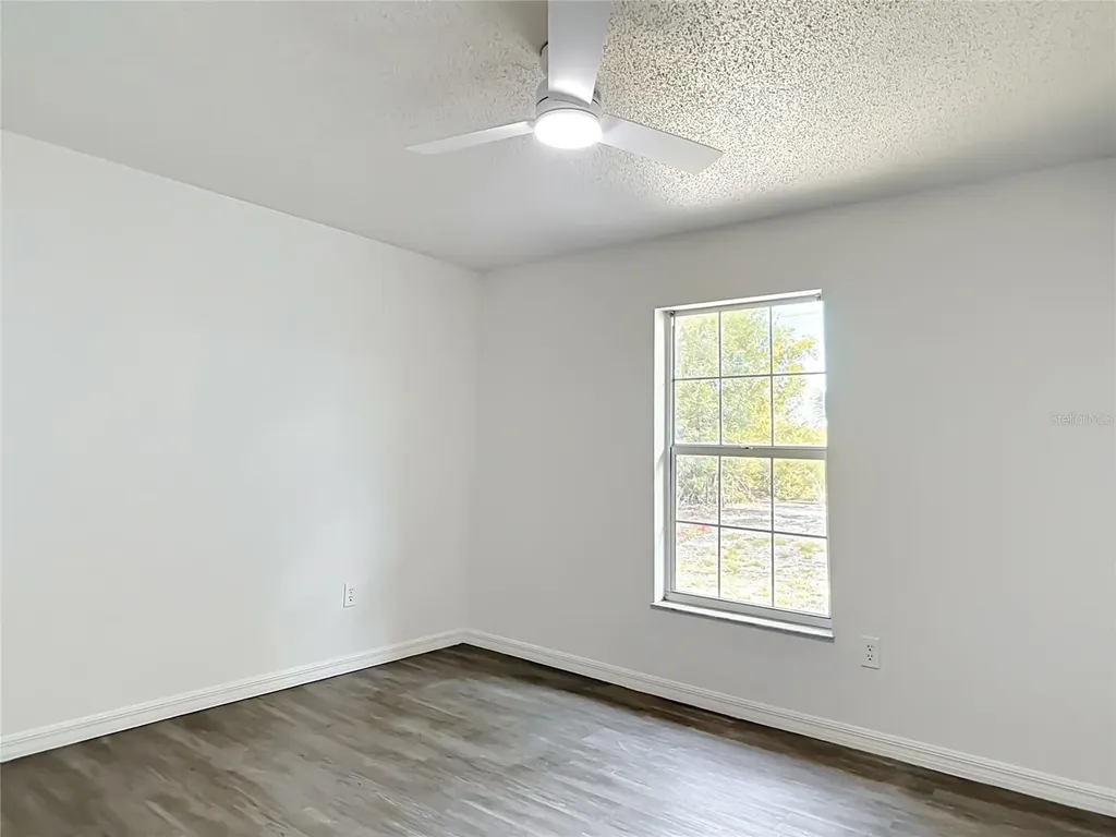 11256 Chalet Avenue Englewood FL 34224