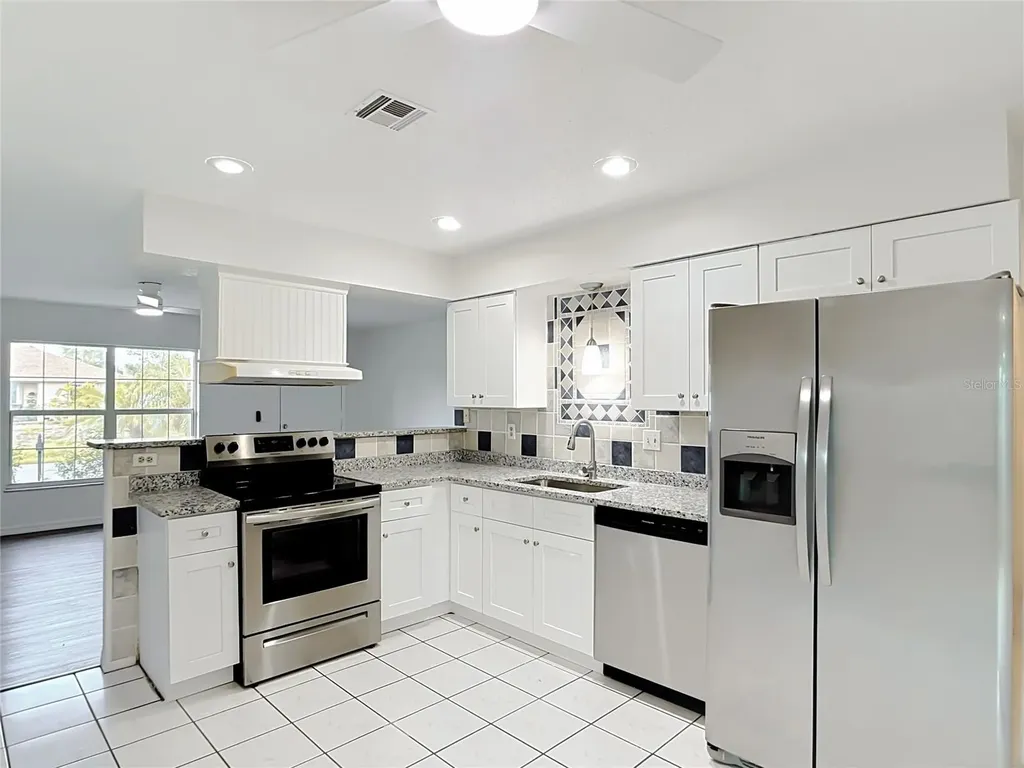11256 Chalet Avenue Englewood FL 34224