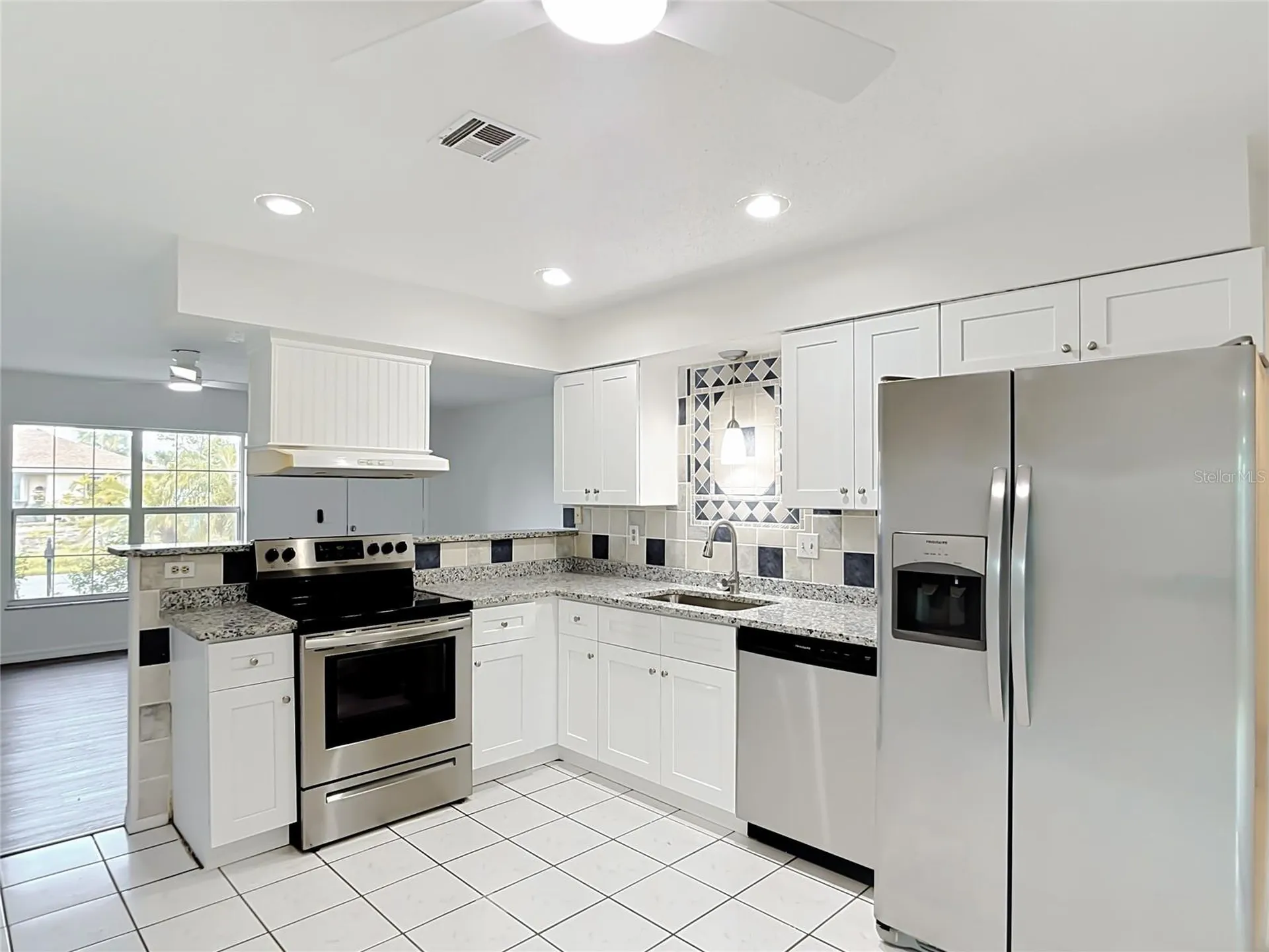 11256 Chalet Avenue Englewood FL 34224