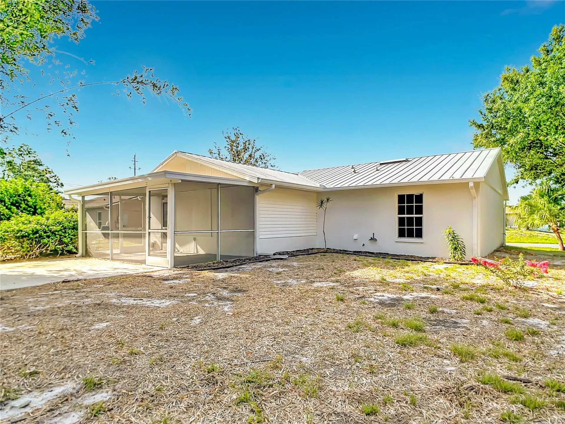 11256 Chalet Avenue Englewood FL 34224