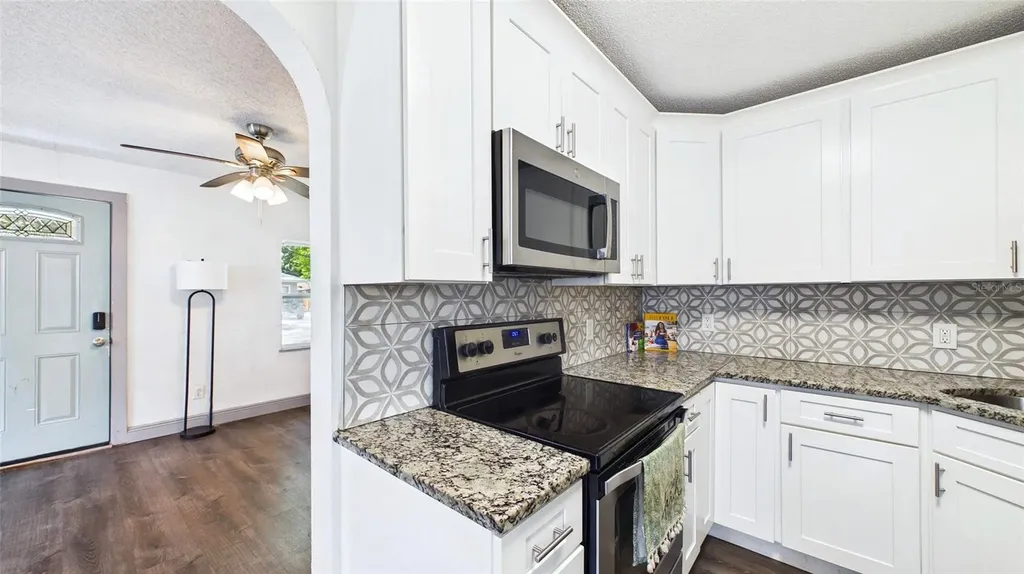 5457 72nd Avenue N Pinellas Park FL 33781