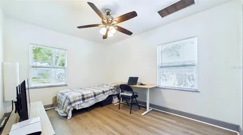 5457 72nd Avenue N Pinellas Park FL 33781