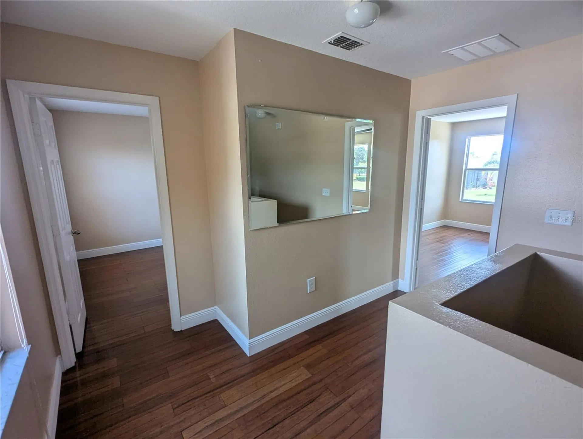 1628 Strthmore Circle Mount Dora FL 32757