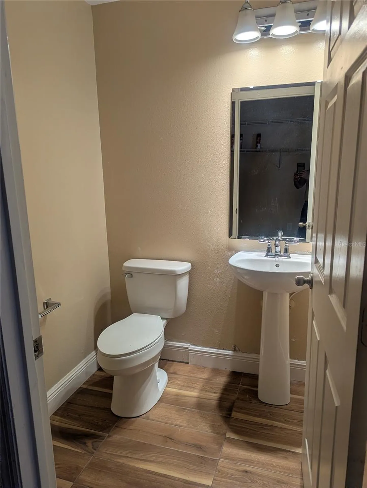 1628 Strthmore Circle Mount Dora FL 32757