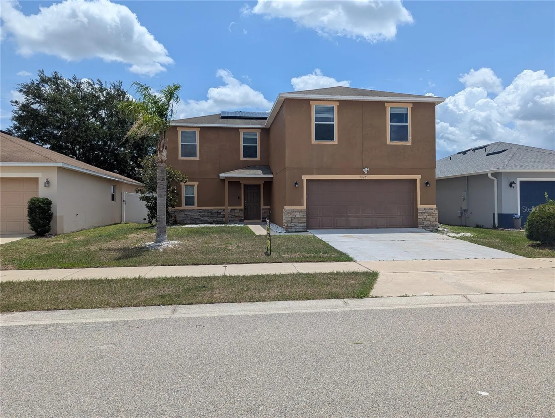 1628 Strthmore Circle Mount Dora FL 32757