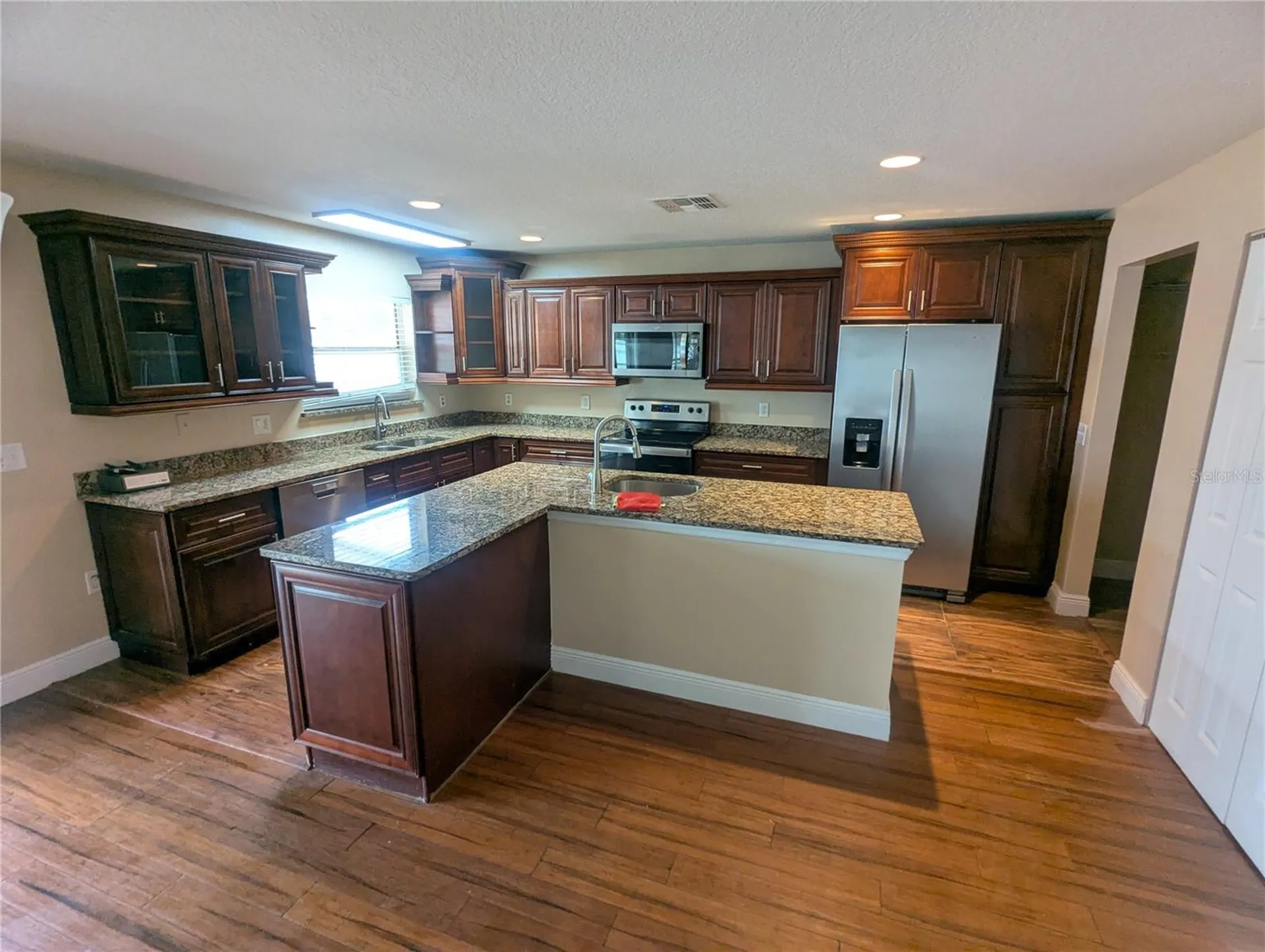 1628 Strthmore Circle Mount Dora FL 32757