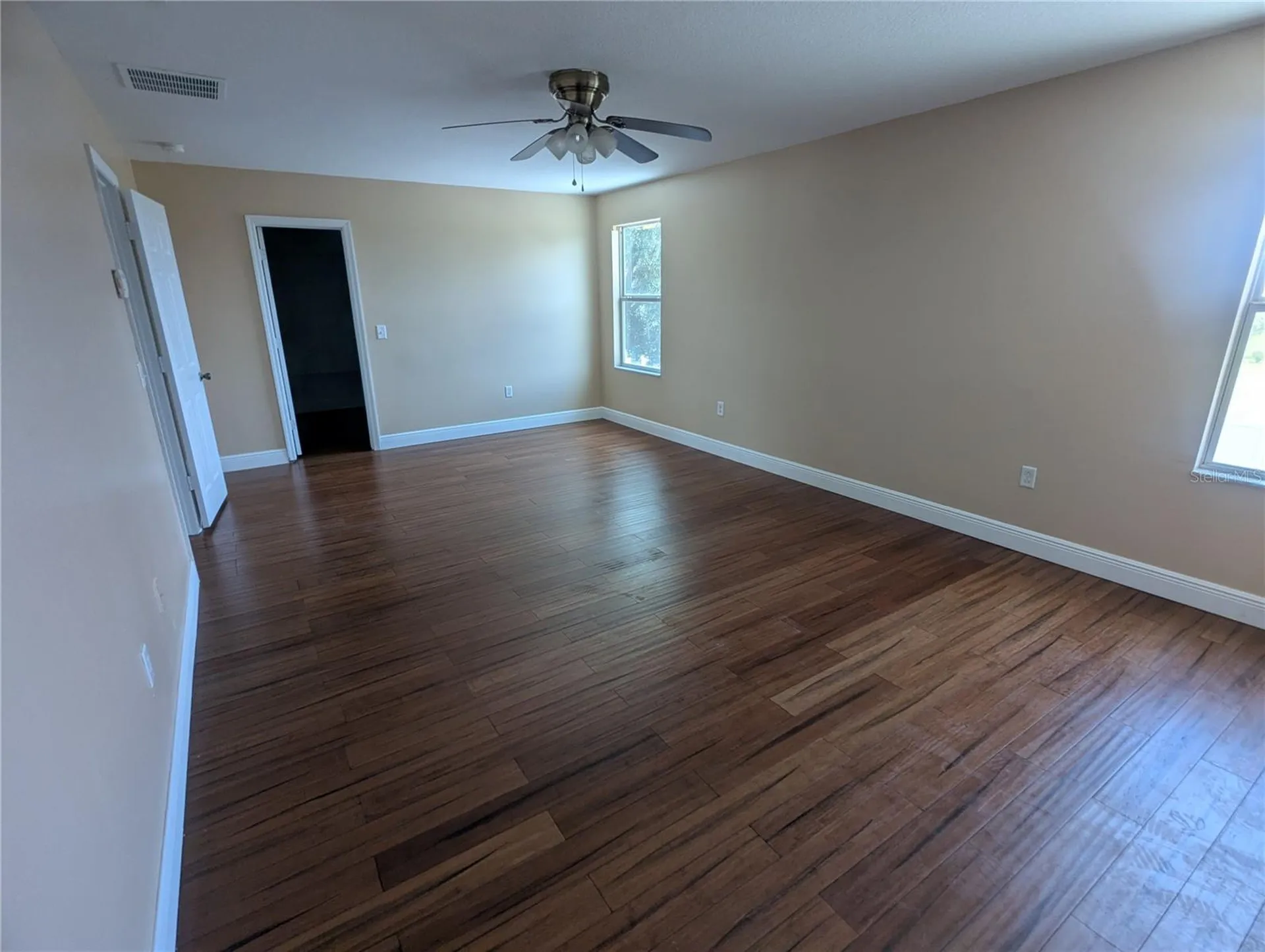 1628 Strthmore Circle Mount Dora FL 32757