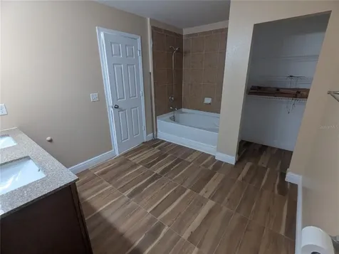 1628 Strthmore Circle Mount Dora FL 32757