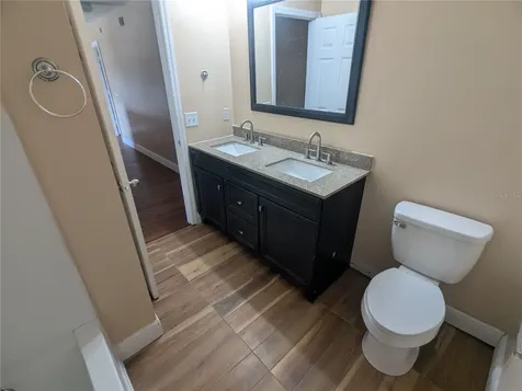 1628 Strthmore Circle Mount Dora FL 32757