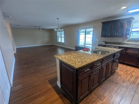 1628 Strthmore Circle Mount Dora FL 32757