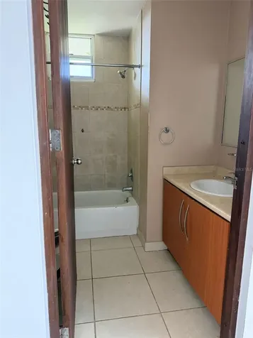 79 Rebelini Las Piedras PR 00771