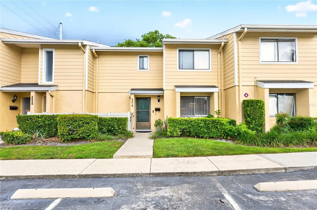 2218 Mcmahon Court Orlando FL 32812