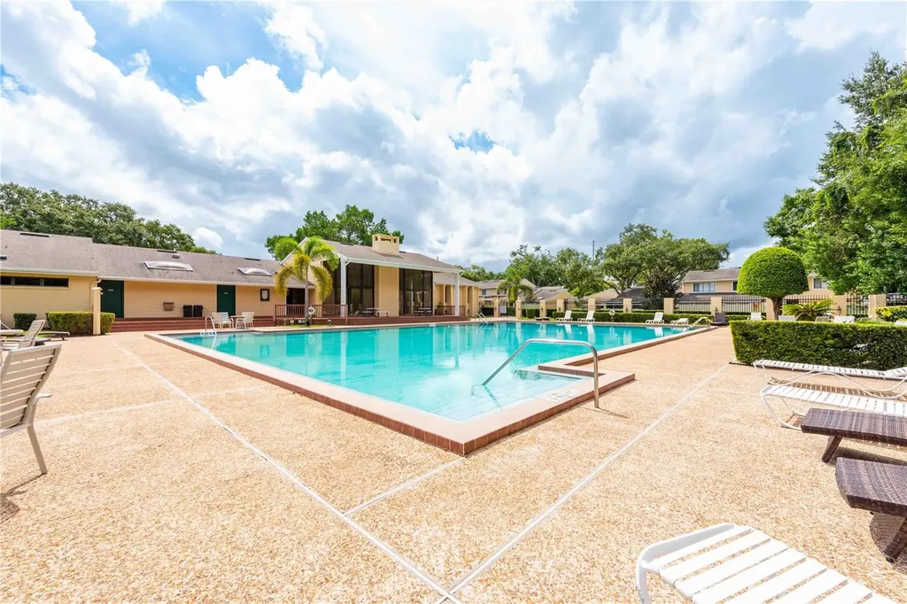 2218 Mcmahon Court Orlando FL 32812