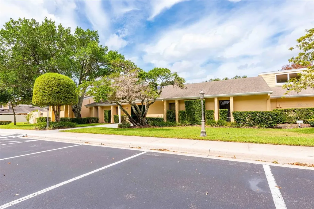 2218 Mcmahon Court Orlando FL 32812