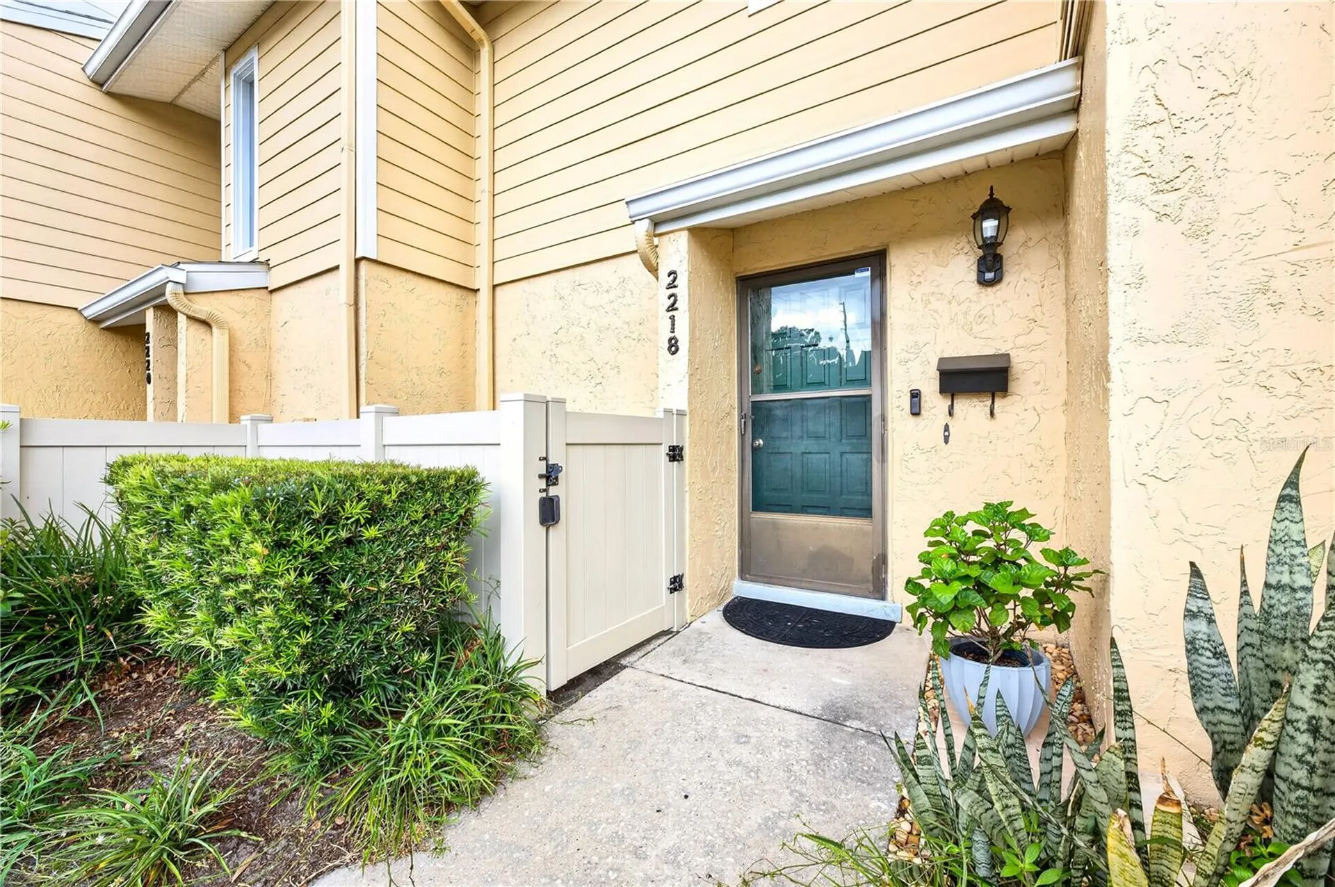 2218 Mcmahon Court Orlando FL 32812