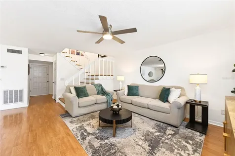 2218 Mcmahon Court Orlando FL 32812