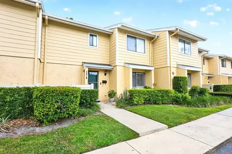 2218 Mcmahon Court Orlando FL 32812