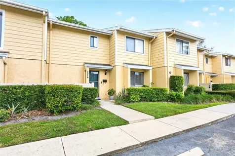 2218 Mcmahon Court Orlando FL 32812