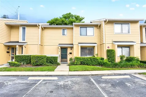 2218 Mcmahon Court Orlando FL 32812