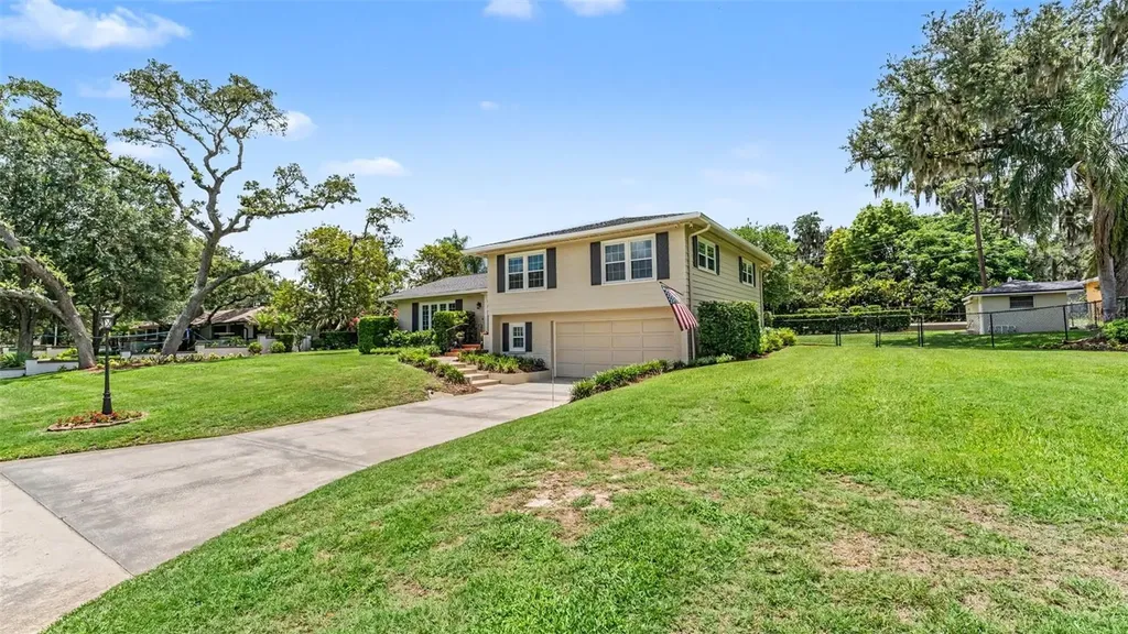 715 Laurel Lane Lakeland FL 33813