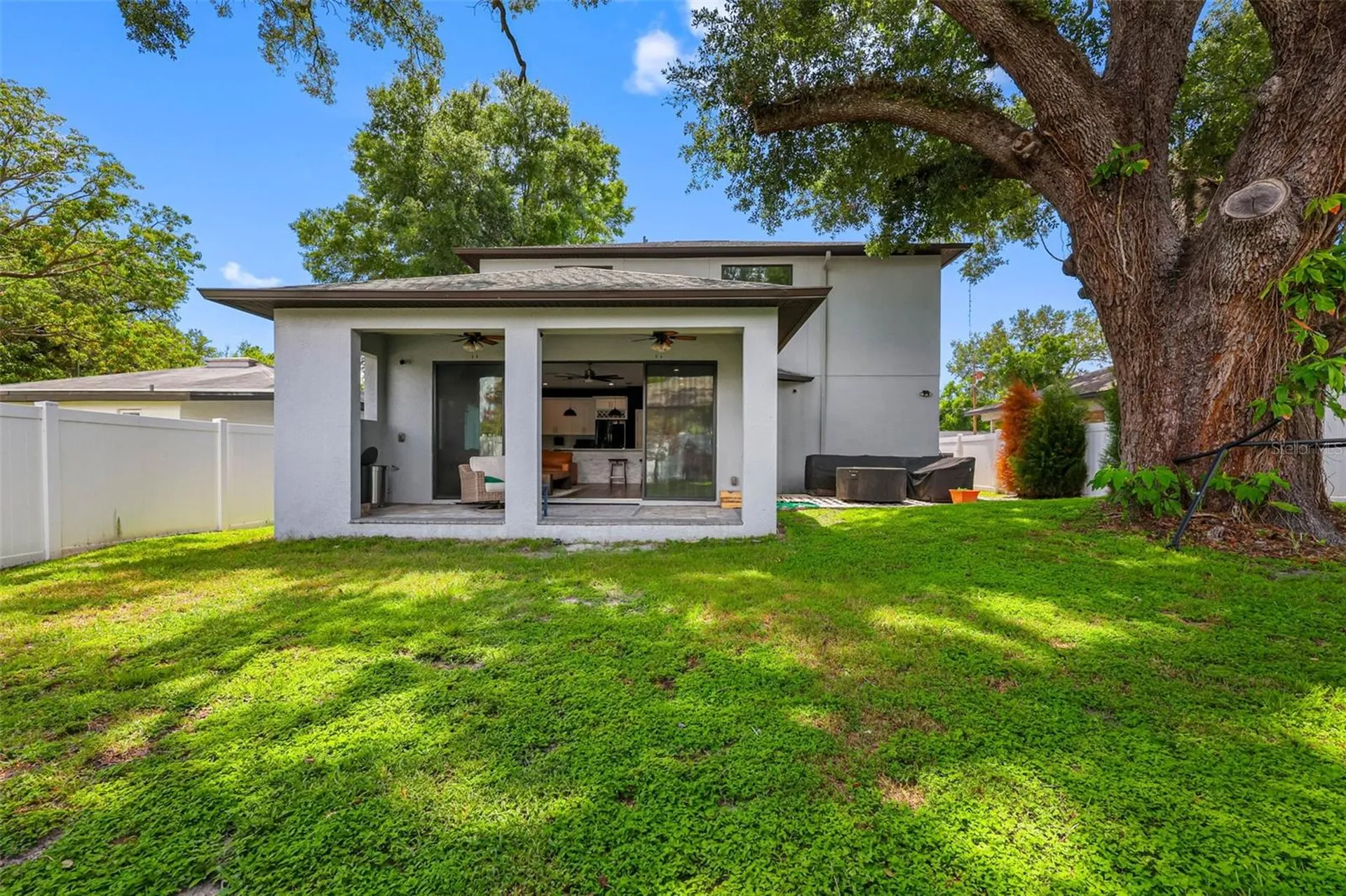 7507 N Dartmouth Avenue Tampa FL 33604