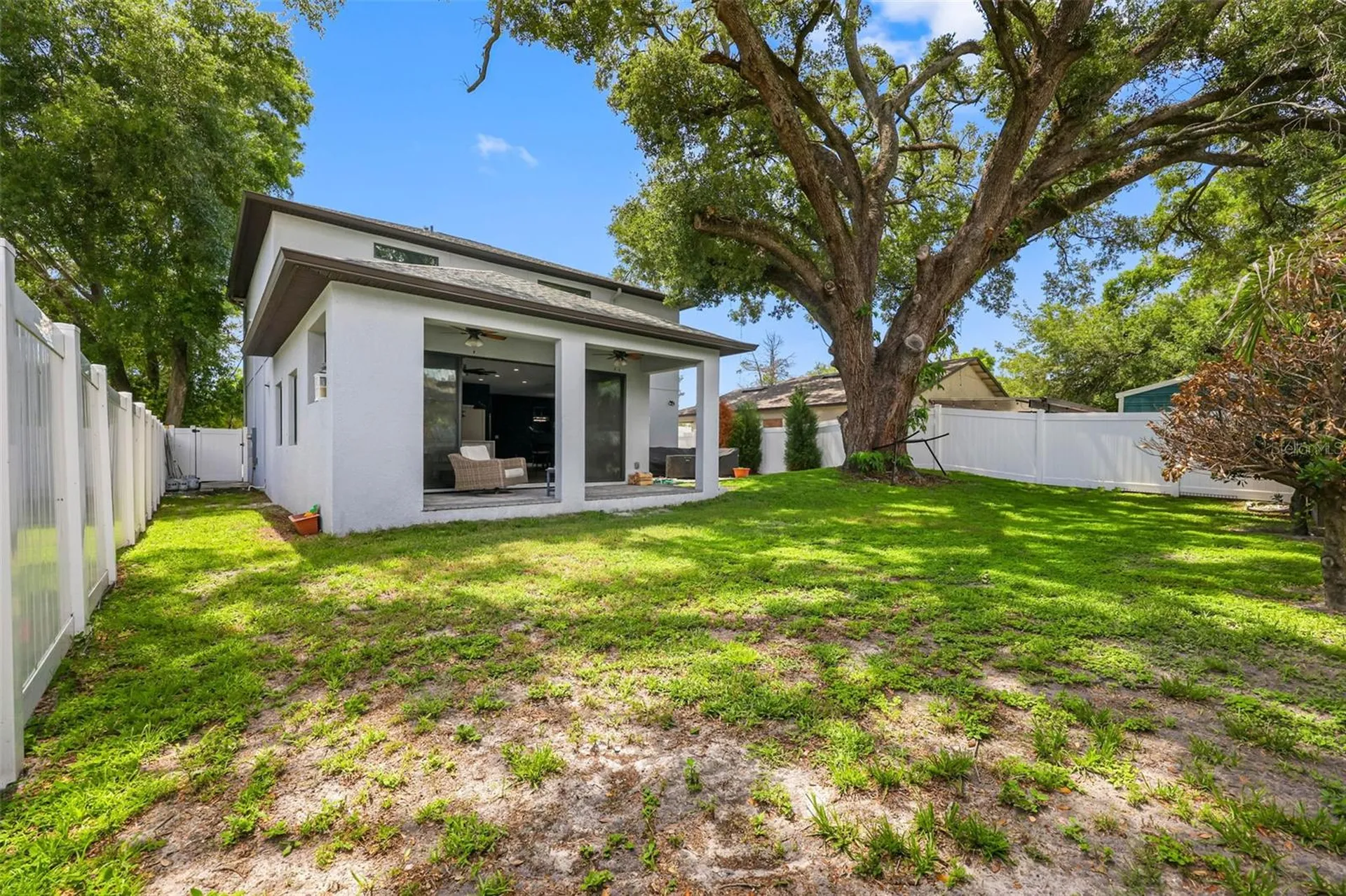 7507 N Dartmouth Avenue Tampa FL 33604
