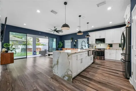 7507 N Dartmouth Avenue Tampa FL 33604
