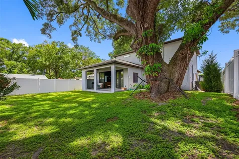 7507 N Dartmouth Avenue Tampa FL 33604