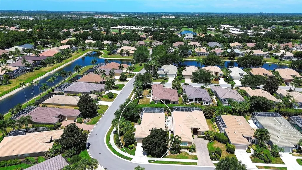 9735 53rd Dr E Bradenton FL 34211