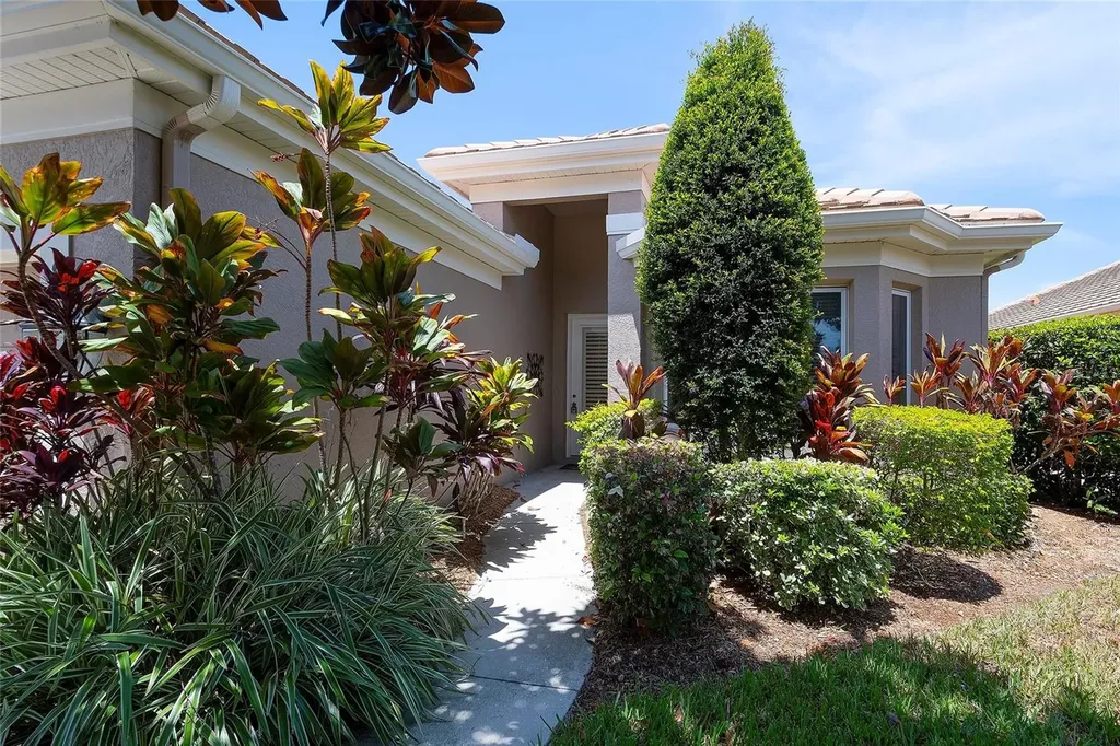 9735 53rd Dr E Bradenton FL 34211