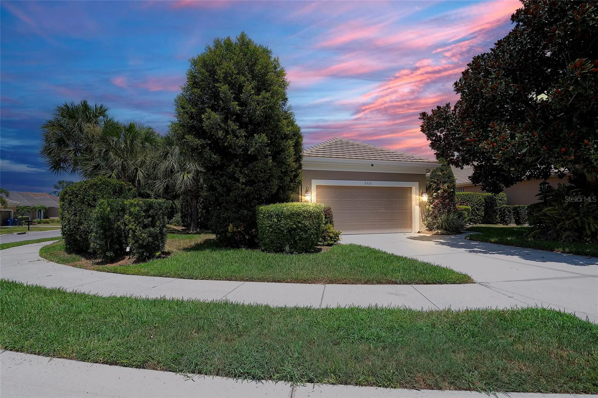 9735 53rd Dr E Bradenton FL 34211
