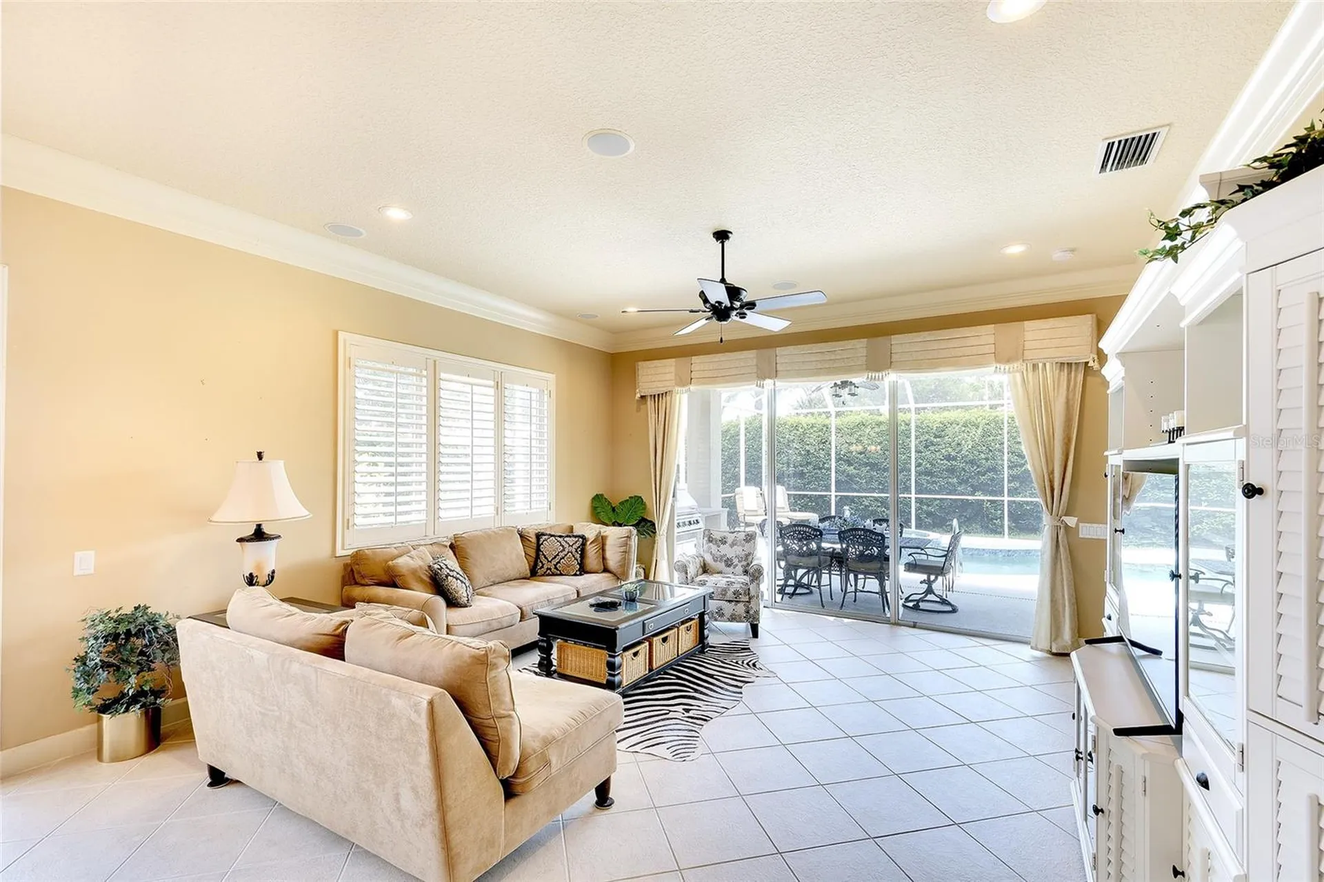 9735 53rd Dr E Bradenton FL 34211