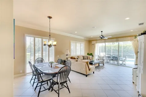 9735 53rd Dr E Bradenton FL 34211