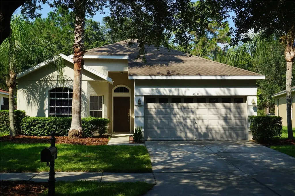 19131 Cypress Reach Lane Tampa FL 33647