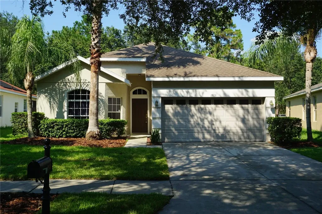19131 Cypress Reach Lane Tampa FL 33647