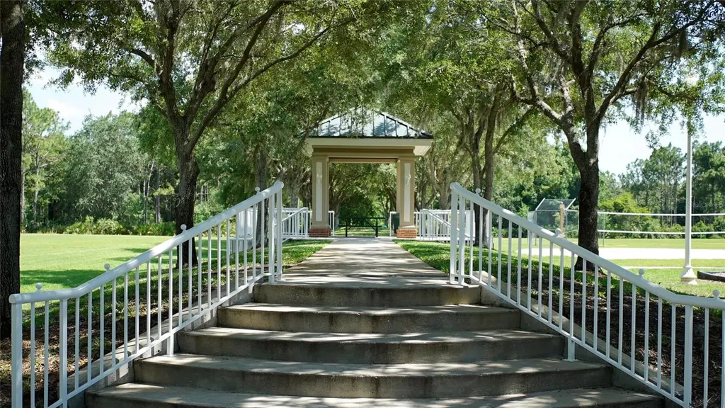19131 Cypress Reach Lane Tampa FL 33647