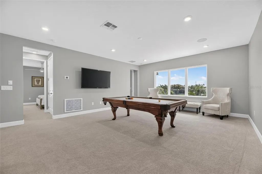 825 Manns Harbor Drive Apollo Beach FL 33572