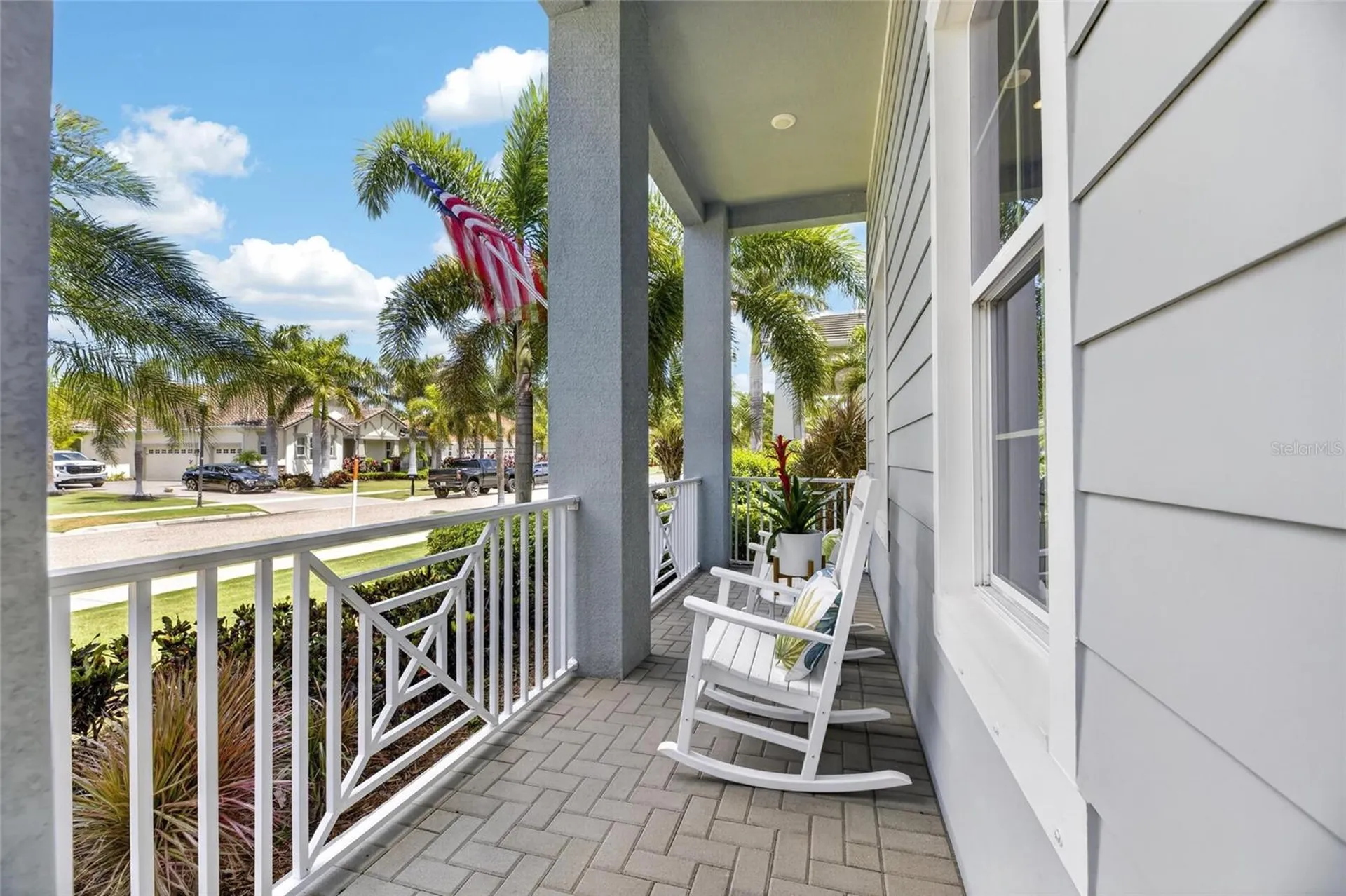 825 Manns Harbor Drive Apollo Beach FL 33572