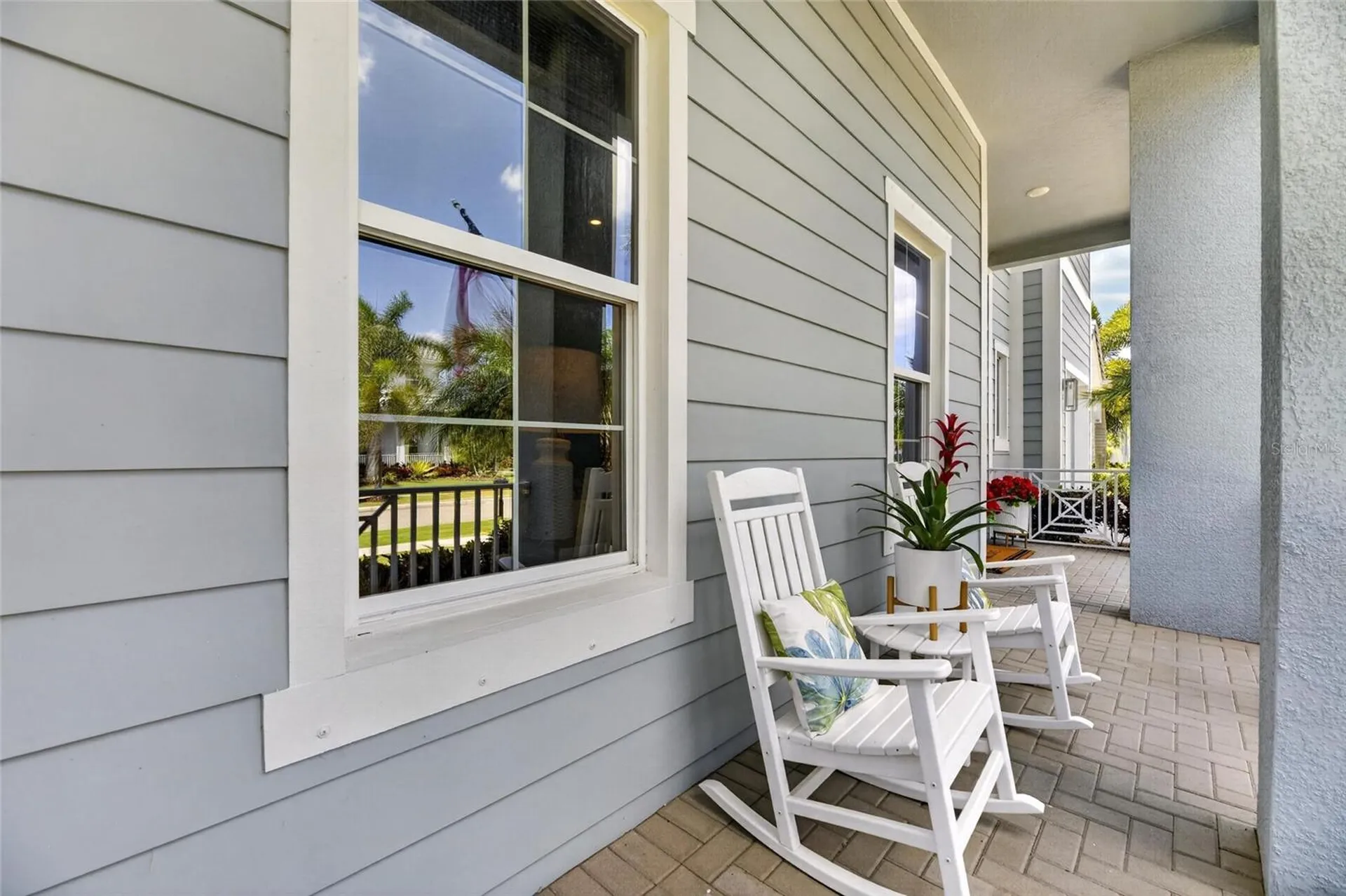 825 Manns Harbor Drive Apollo Beach FL 33572