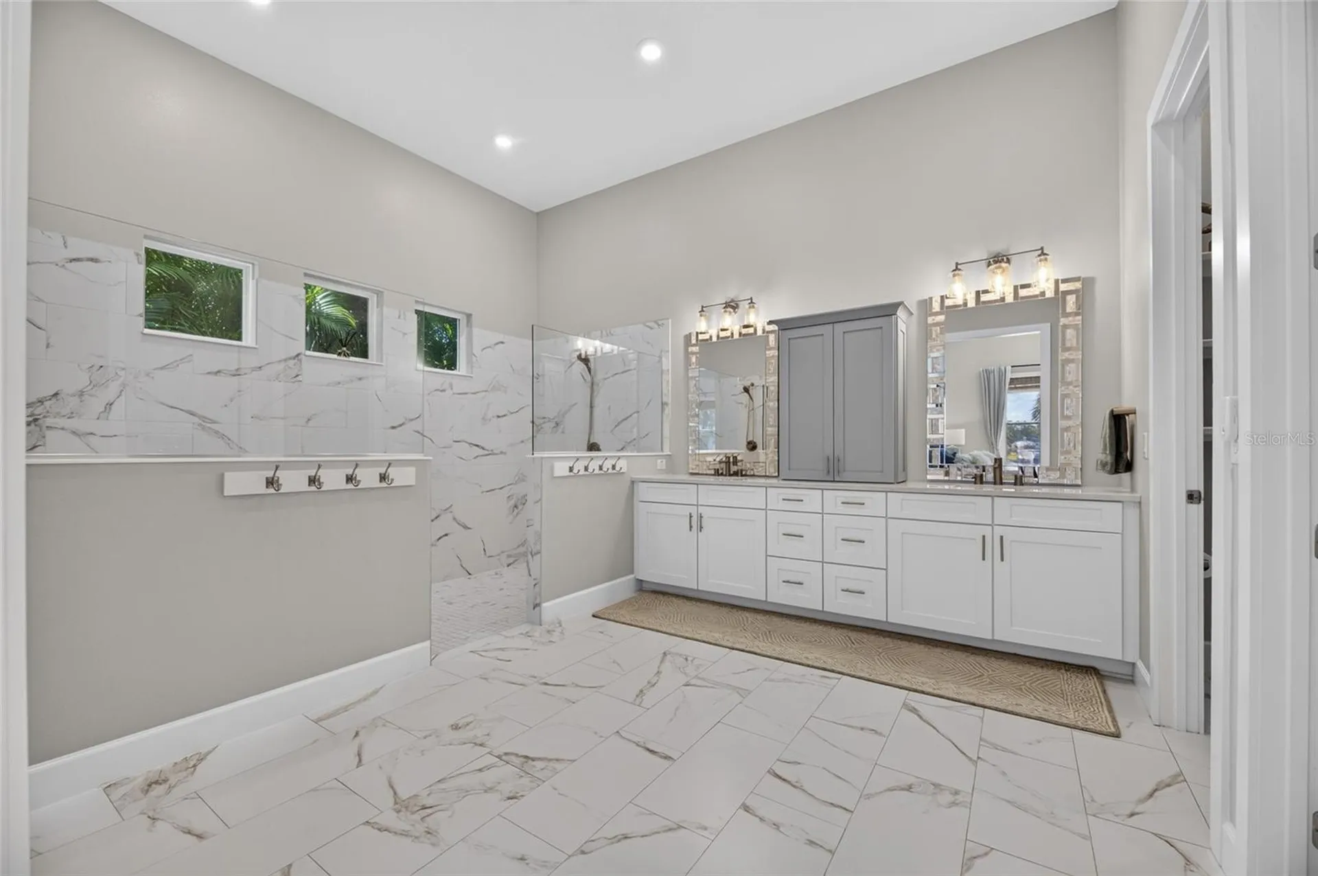 825 Manns Harbor Drive Apollo Beach FL 33572