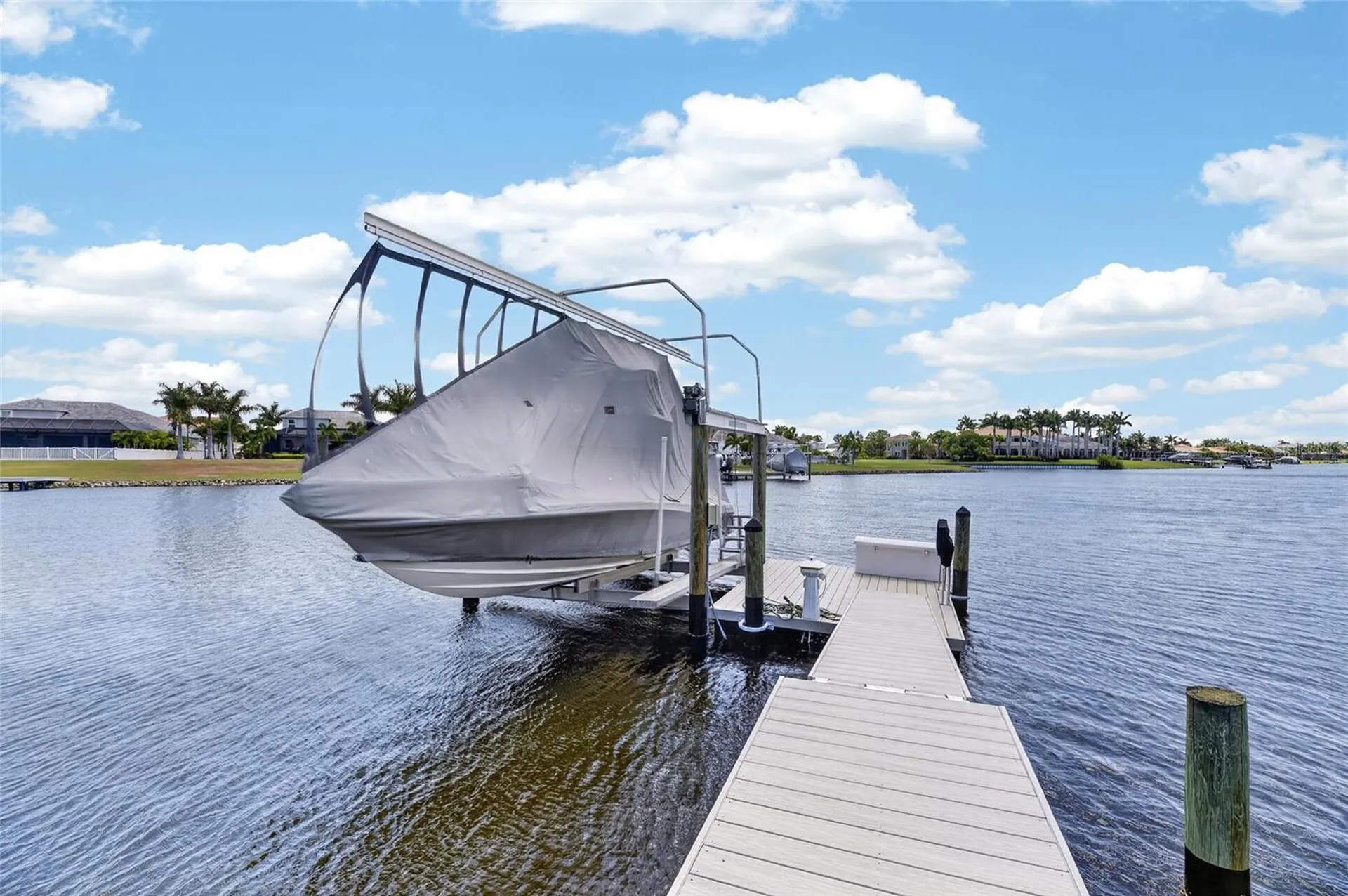 825 Manns Harbor Drive Apollo Beach FL 33572