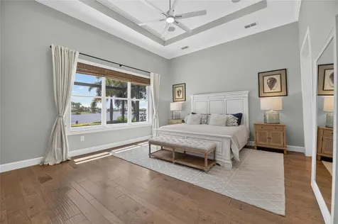 825 Manns Harbor Drive Apollo Beach FL 33572