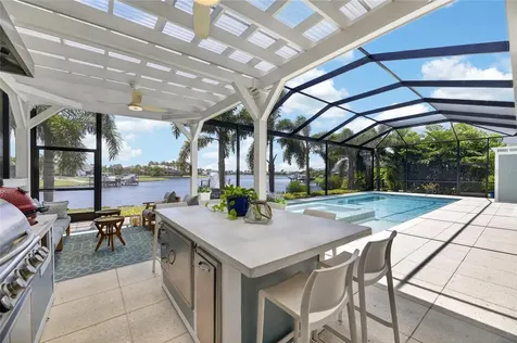 825 Manns Harbor Drive Apollo Beach FL 33572
