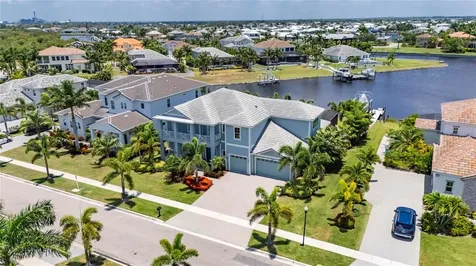 825 Manns Harbor Drive Apollo Beach FL 33572