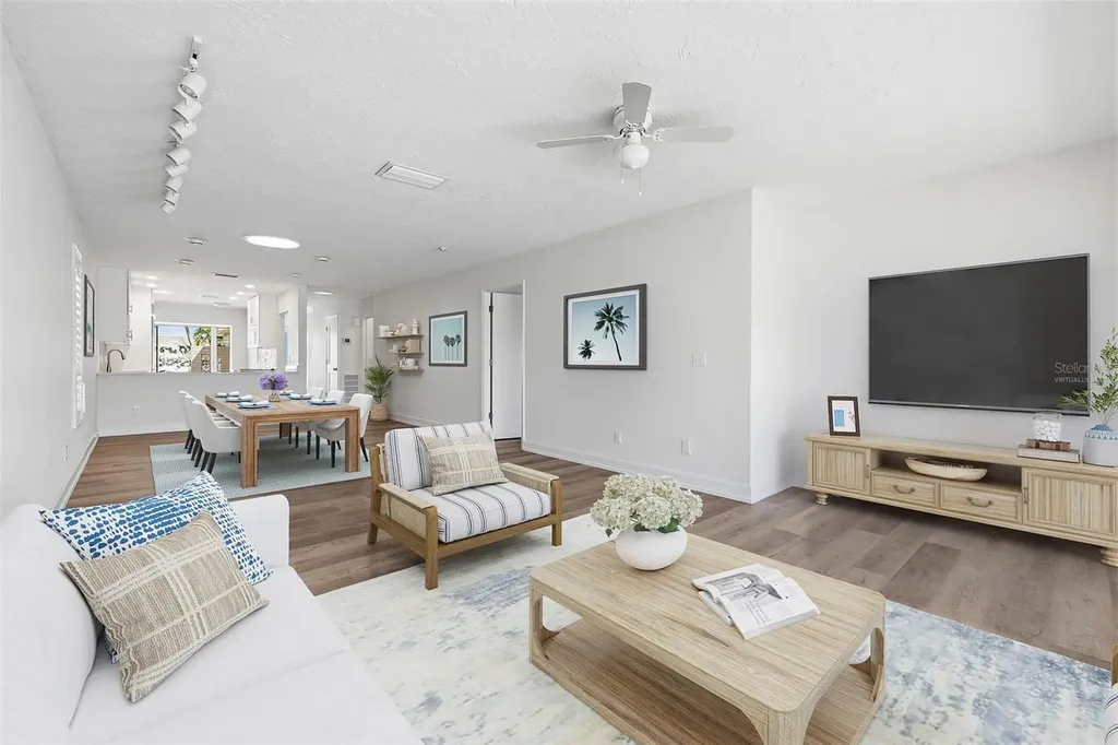 594 Boca Ciega Point Boulevard N St Petersburg FL 33708